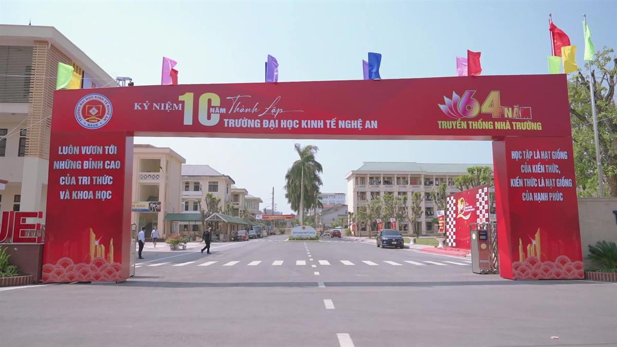 Trường Đại học Kinh tế Nghệ An: Dấu ấn 10 năm