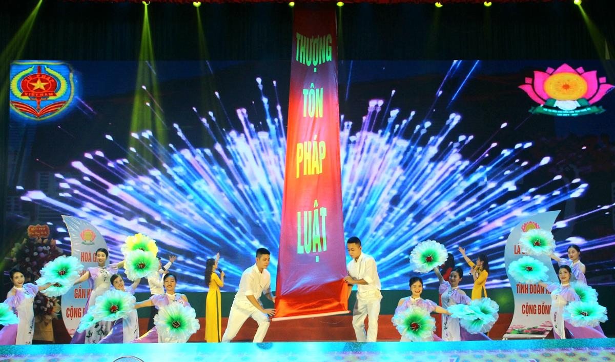 Giảng viên Khoa Khoa học Cơ bản – Trường Đại học Kinh tế Nghệ An cố vấn cho đội thi tham dự Hội thi Hòa giải viên giỏi tỉnh Nghệ An lần thứ V năm 2023