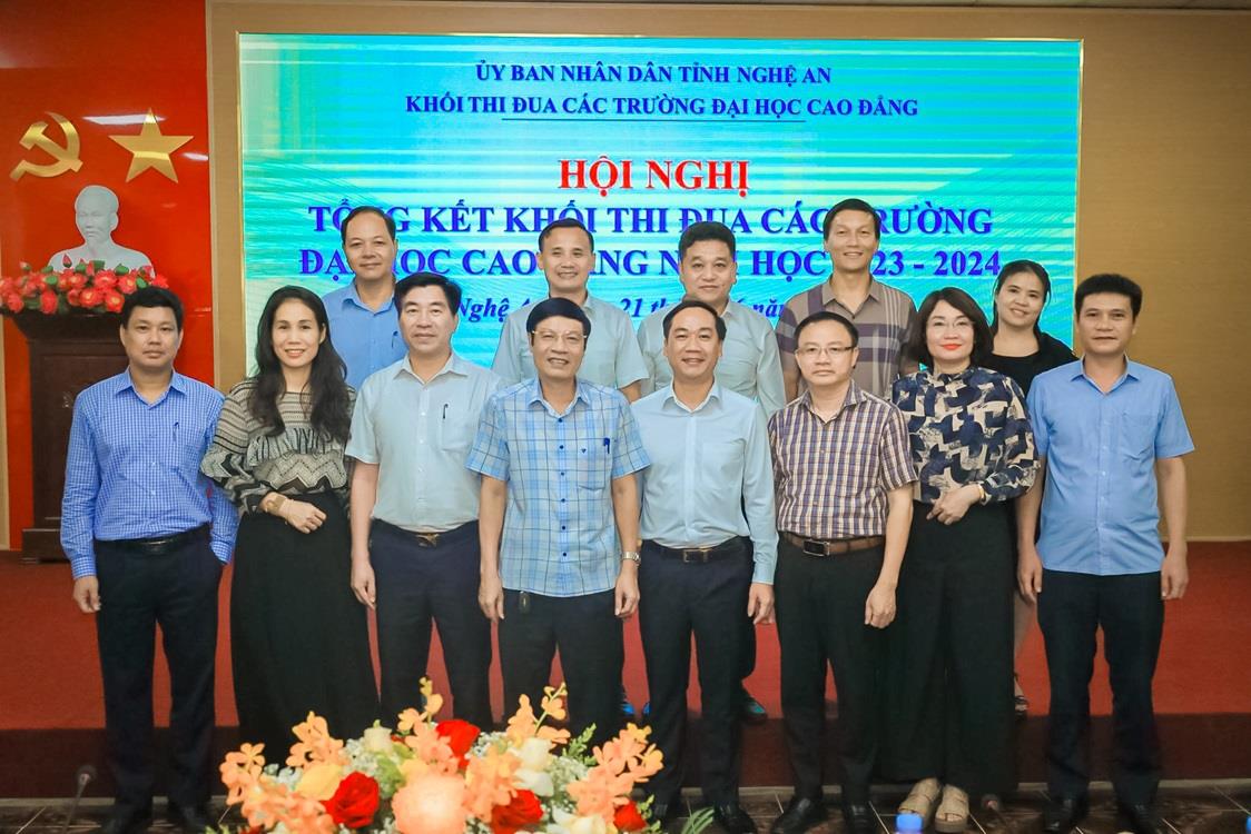 Khối thi đua các Trường đại học, cao đẳng tỉnh Nghệ An tổ chức Hội nghị tổng kết công tác thi đua năm học 2023-2024 và phương hướng nhiệm vụ năm học 2024-2025