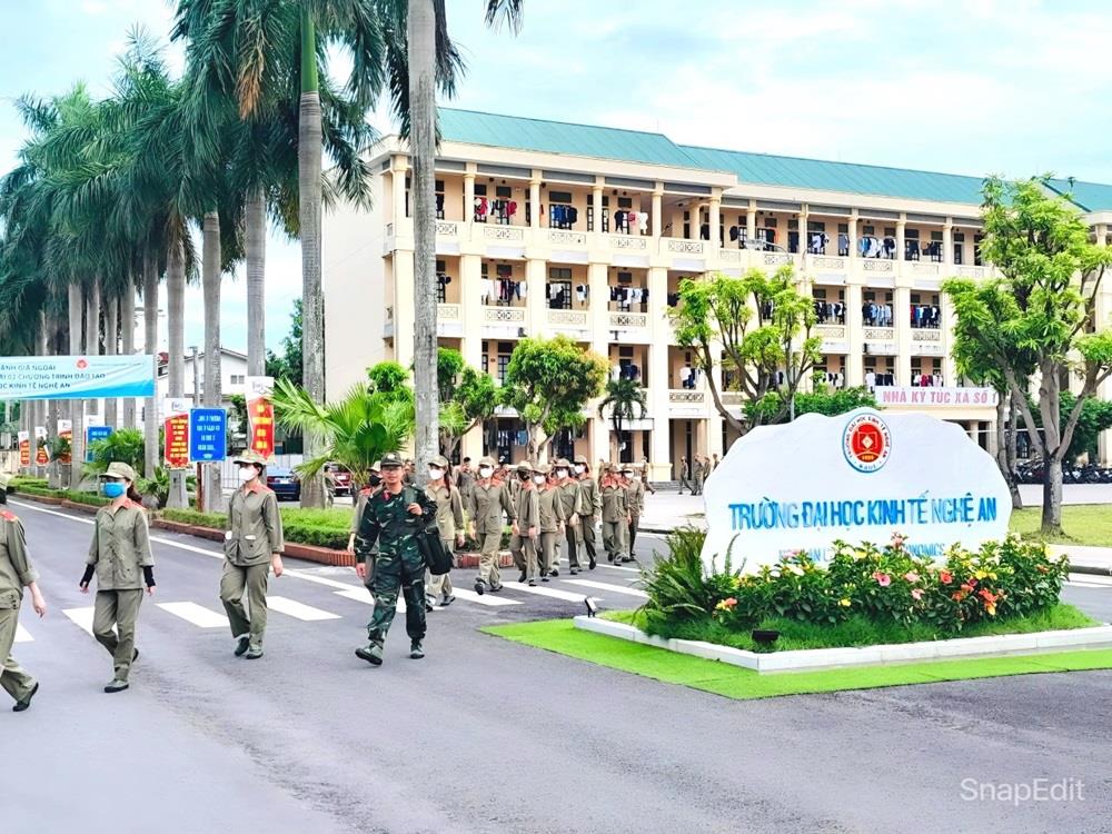 Kỷ niệm và những bài học quý của học kỳ quân sự cùng NAUE