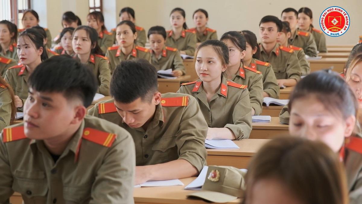 Thông báo lịch học Giáo dục quốc phòng An ninh cho sinh viên khóa 9 ngành Kế toán và Ngành Công nghệ thông tin (Đợt 1 từ ngày 18/6-07/7/2024)