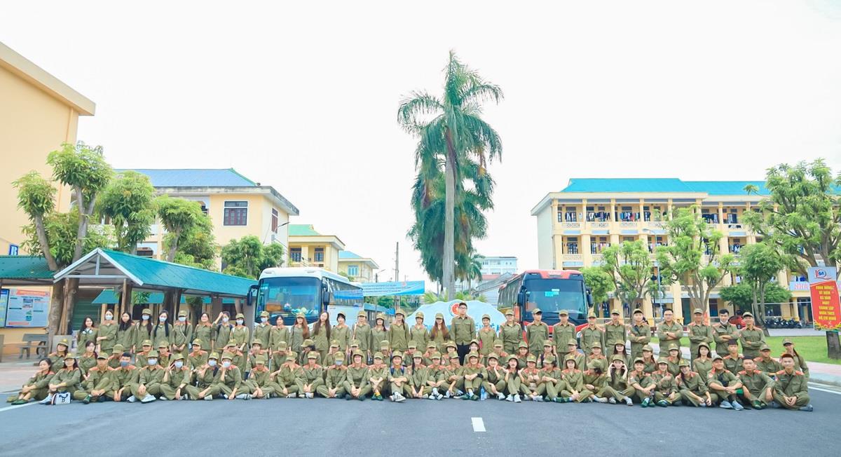 Gắn công tác Giáo dục quốc phòng và an ninh với các hoạt động trải nghiệm cho sinh viên