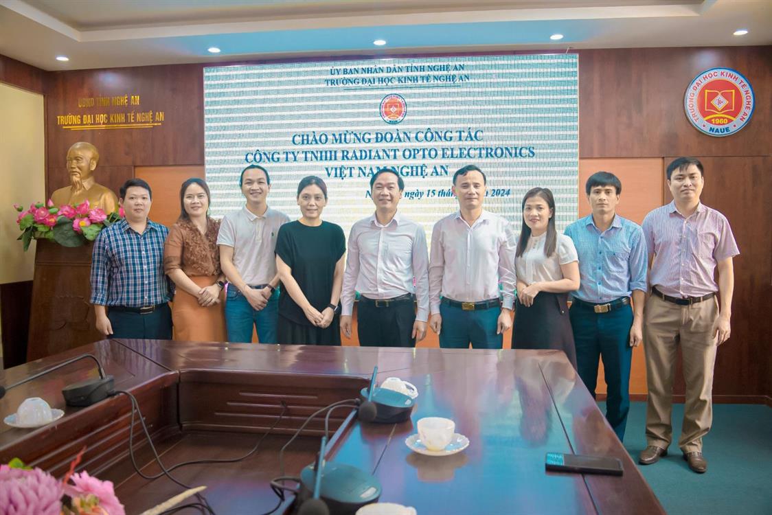 Hợp tác đào tạo với doanh nghiệp – hứa hẹn nhiều cơ hội công việc cho sinh viên Khoa Kinh tế – QTKD