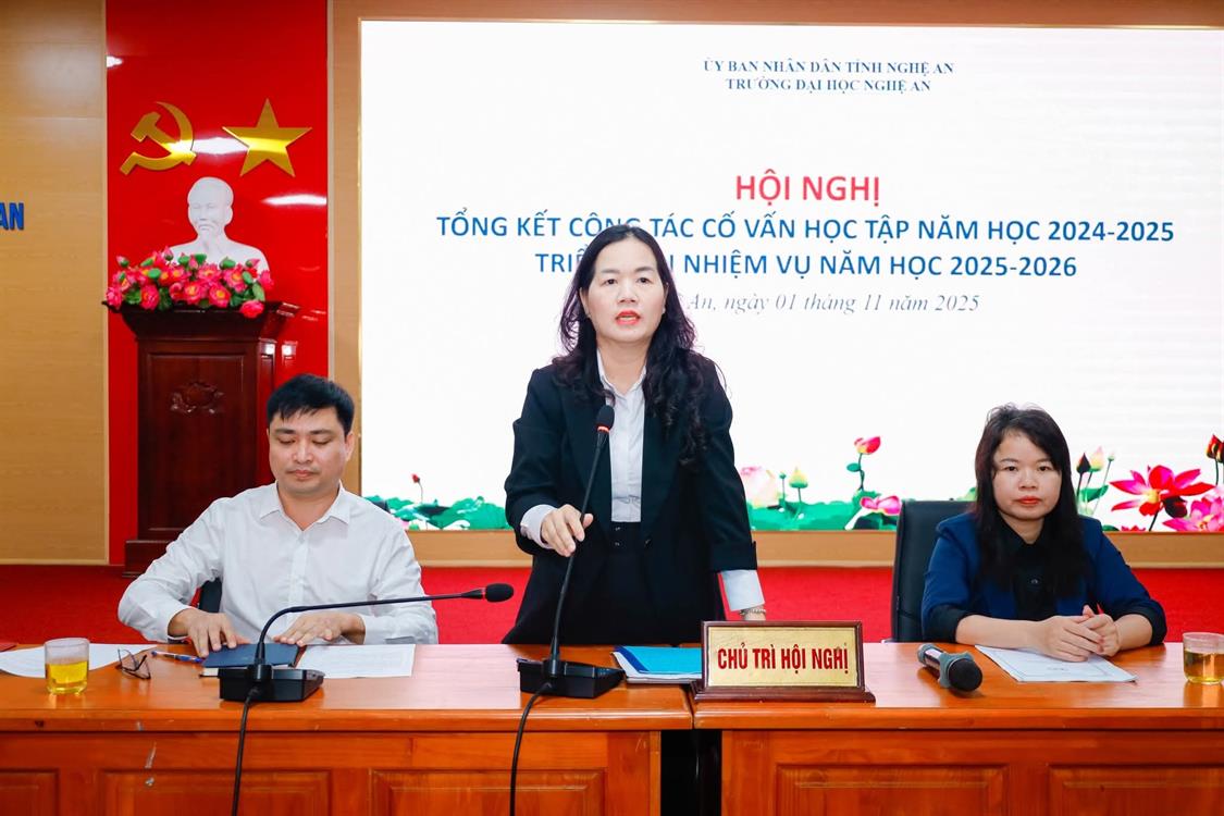 HỘI NGHỊ TỔNG KẾT CÔNG TÁC CỐ VẤN HỌC TẬP NĂM HỌC 2024–2025 VÀ TRIỂN KHAI NHIỆM VỤ NĂM HỌC 2025–2026