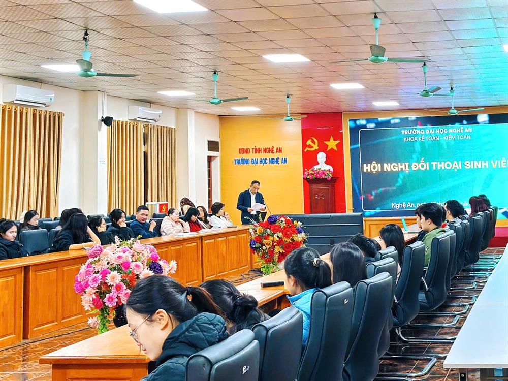 Đối thoại giữa sinh viên và khoa Kế toán – Kiểm toán