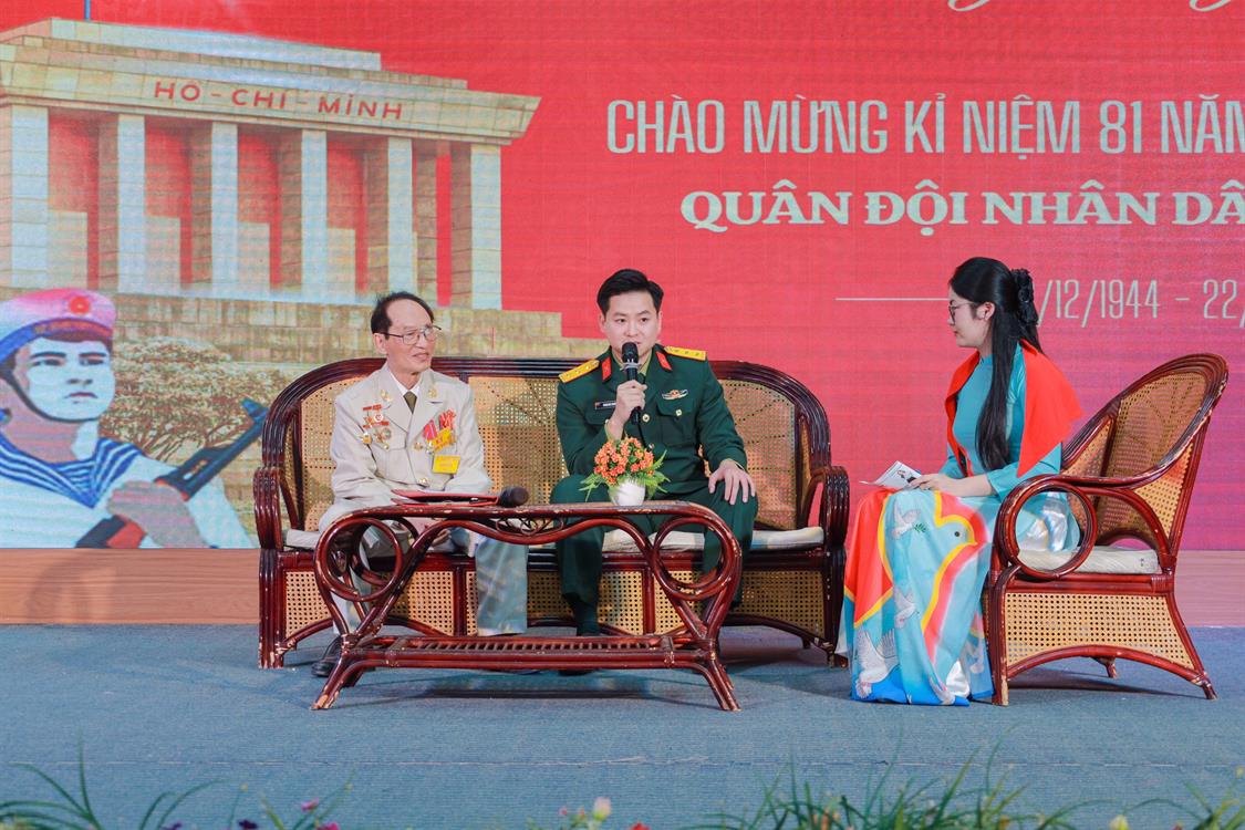 “Mưa đỏ – Hồi ức không bao giờ quên”