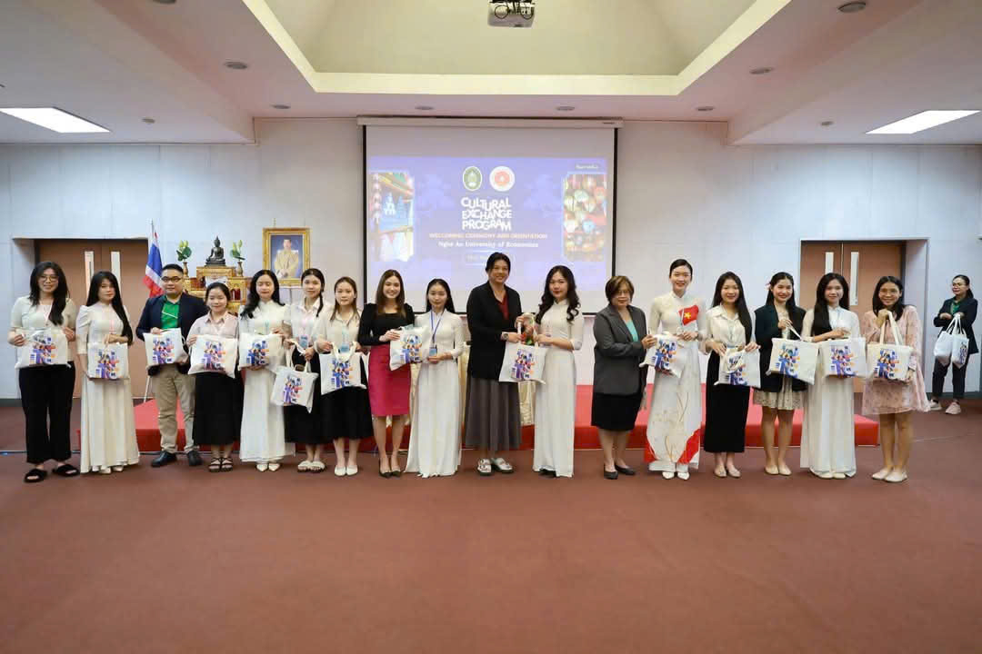 NHẬT KÝ TRẢI NGHIỆM THÁI LAN – HÀNH TRÌNH HỌC HỎI & KHÁM PHÁ