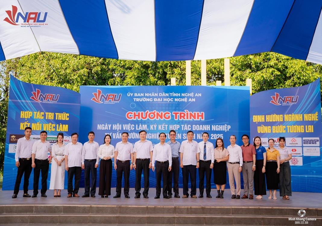 Hành trình kết nối tương lai – Chương trình tư vấn hướng nghiệp tuyển sinh 2025 của Trường Đại học Nghệ An