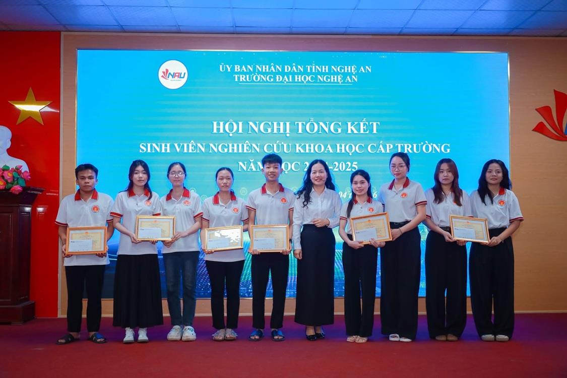 Tự hào Trường Đại học Nghệ An – Sắc màu hoạt động chào mừng đại hội đảng bộ nhiệm kỳ 2025-2030