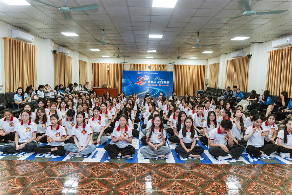 CÔNG BỐ QUÁN QUÂN & TOP 10 – ACCOUNTING CHALLENGES