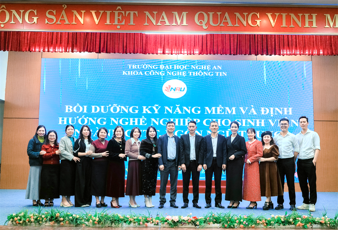 BỒI DƯỠNG KỸ NĂNG MỀM – ĐỊNH HƯỚNG NGHỀ NGHIỆP: BƯỚC CHUYỂN THỰC SỰ CỦA SV CNTT TẠI NAU