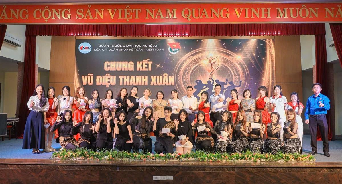 Chung kết “Vũ điệu thanh xuân 2026” – Dấu ấn rực rỡ của tuổi trẻ NAU