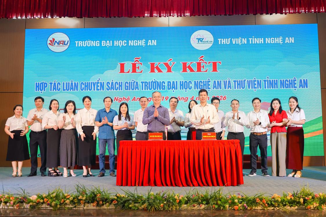 Lễ ký kết hợp tác giữa Đại học Nghệ An và thư viện tỉnh về luân chuyển sách
