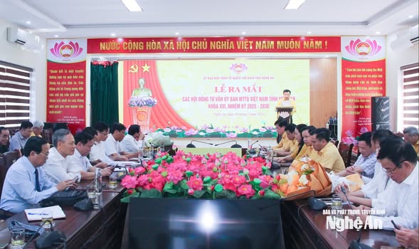 TỈNH NGHỆ AN RA MẮT HỘI ĐỒNG TƯ VẤN VỀ KINH TẾ NHIỆM KỲ 2025 – 2030