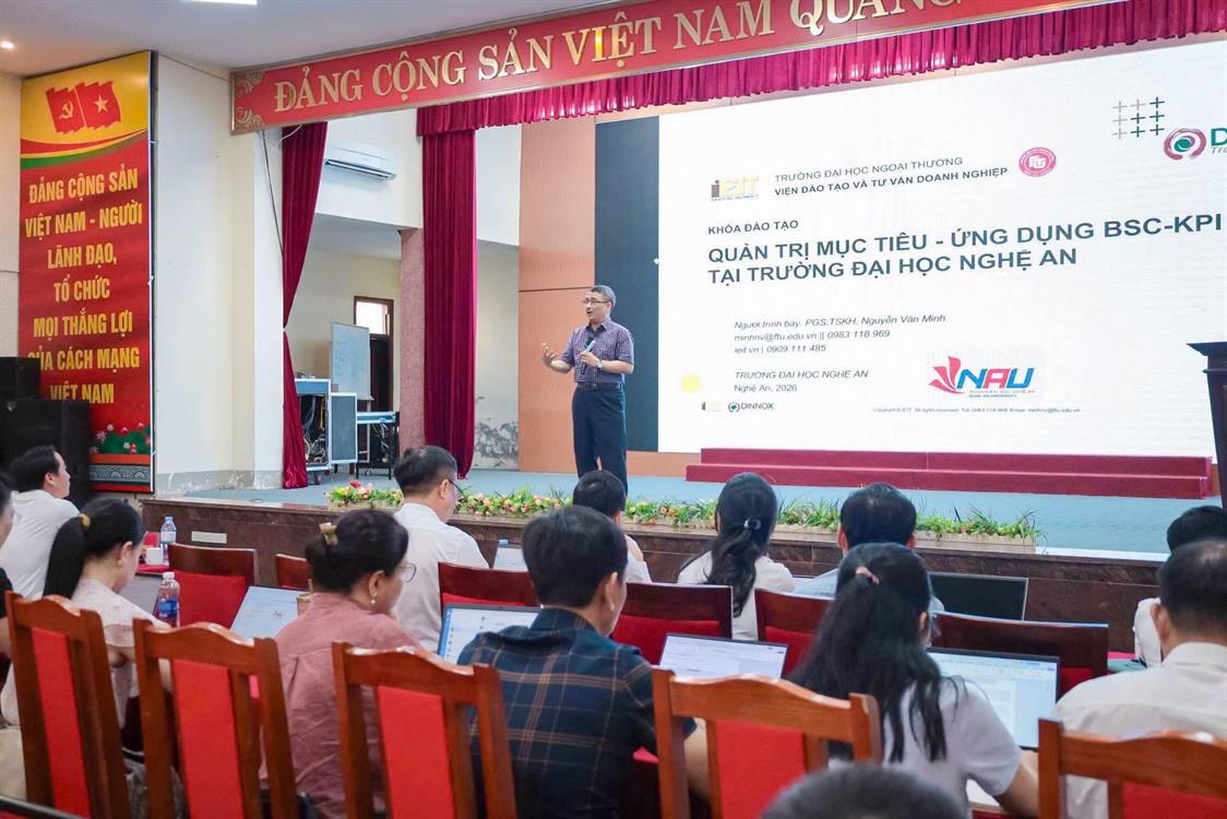 Khoa Kế toán – Kiểm toán tham gia tập huấn “Xây dựng và vận hành hệ thống BSC – KPI”