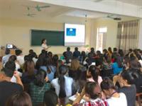 Chương trình học thuật cấp khoa “Ứng dụng công thức mảng vào làm báo cáo trong kế toán” của tổ Tin học