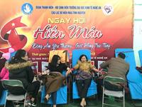 HIẾN MÁU TÌNH NGUYỆN NĂM 2018 “ĐÔNG ẤM YÊU THƯƠNG – GIỌT HỒNG TRAO TAY”