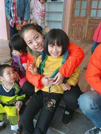 SINH VIÊN ĐẠI HỌC KINH TẾ NGHỆ AN MANG HƠI ẤM MÙA XUÂN ĐẾN VỚI MÁI ẤM LÂM BÍCH