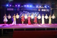 TRẺ TRUNG, SÔI ĐỘNG VỚI CHƯƠNG TRÌNH PROM BRIGHT NITE 2018