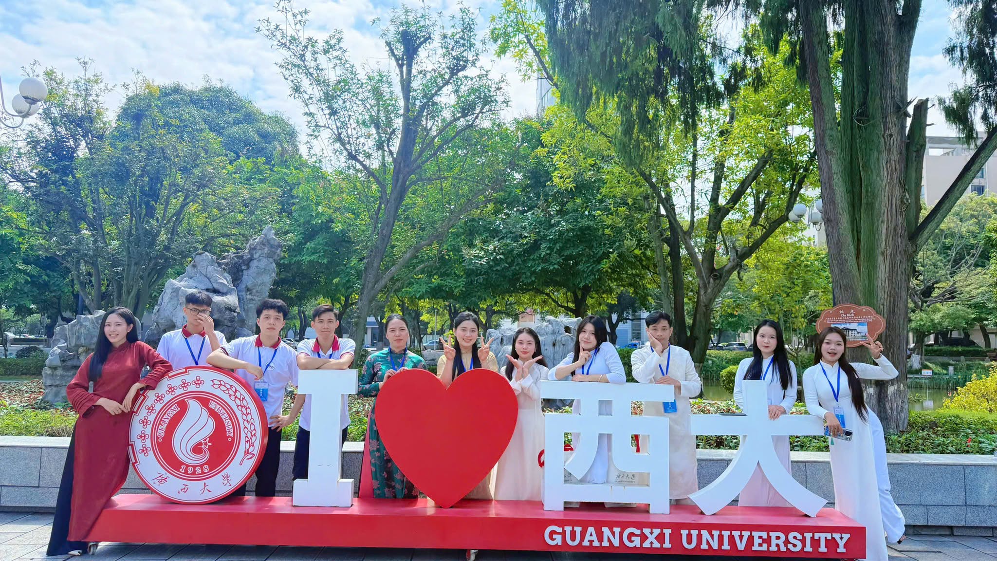 Trải nghiệm học thuật và công nghệ của sinh viên Khoa Kế toán – Kiểm toán tại Đại học Quảng Tây, Trung Quốc
