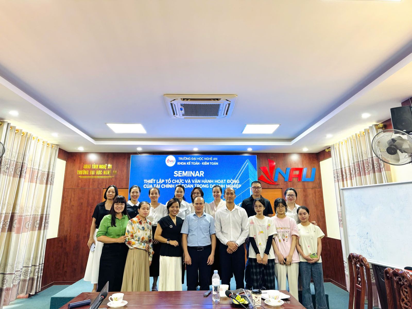 Khoa Kế toán – Kiểm toán phối hợp với doanh nghiệp trao đổi về tổ chức và vận hành hoạt động Tài chính – Kế toán trong bối cảnh chuyển đổi số