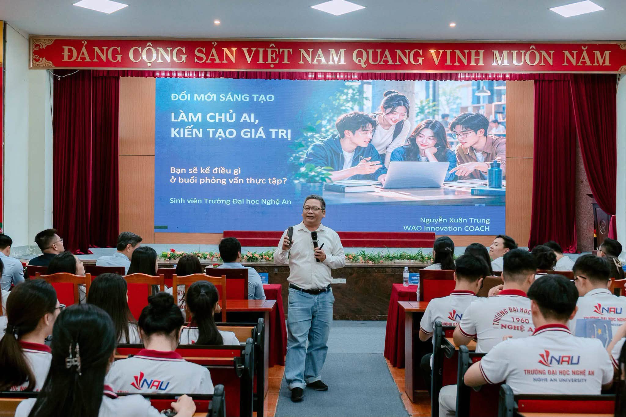 Thông báo đăng ký chương trình song ngữ Anh – Việt dành cho tân sinh viên K13 khoa Kế toán – Kiểm toán