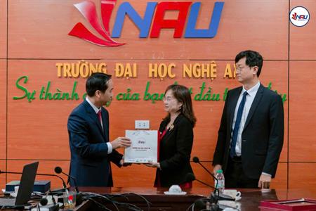 Trường Đại học Quảng Tây – Trung Quốc thăm và làm việc tại Trường Đại học Nghệ An