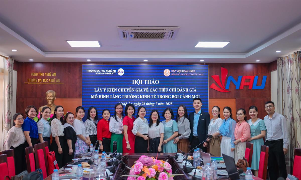 HỘI THẢO KHOA HỌC “LẤY Ý KIẾN CHUYÊN GIA VỀ CÁC TIÊU CHÍ ĐÁNH GIÁ MÔ HÌNH TĂNG TRƯỞNG KINH TẾ TRONG BỐI CẢNH MỚI”