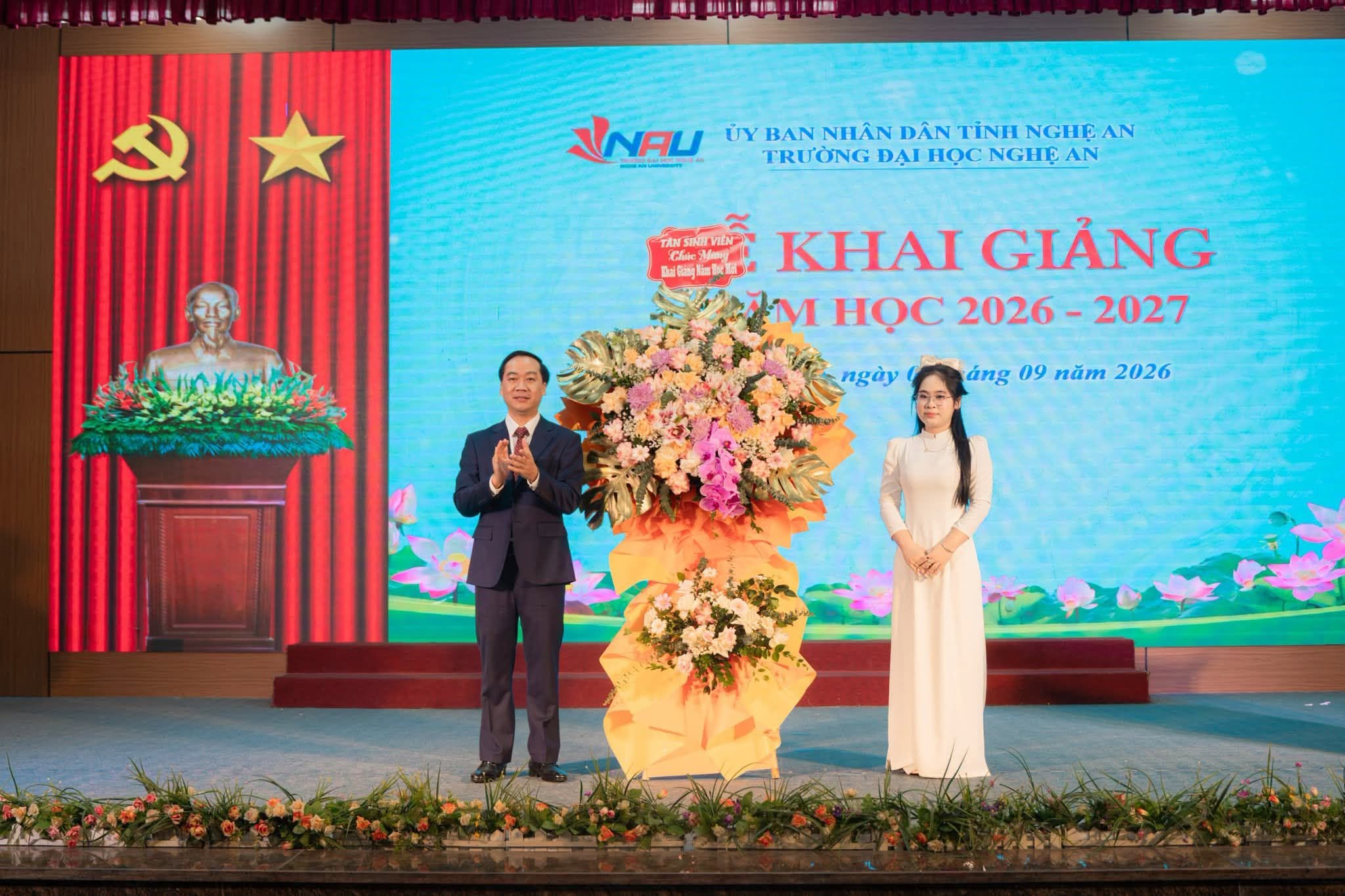 K13 KHOA KINH TẾ – QUẢN TRỊ KINH DOANH: CHÀO HÀNH TRÌNH MỚI, ĐÓN NHỮNG ƯỚC MƠ MỚI