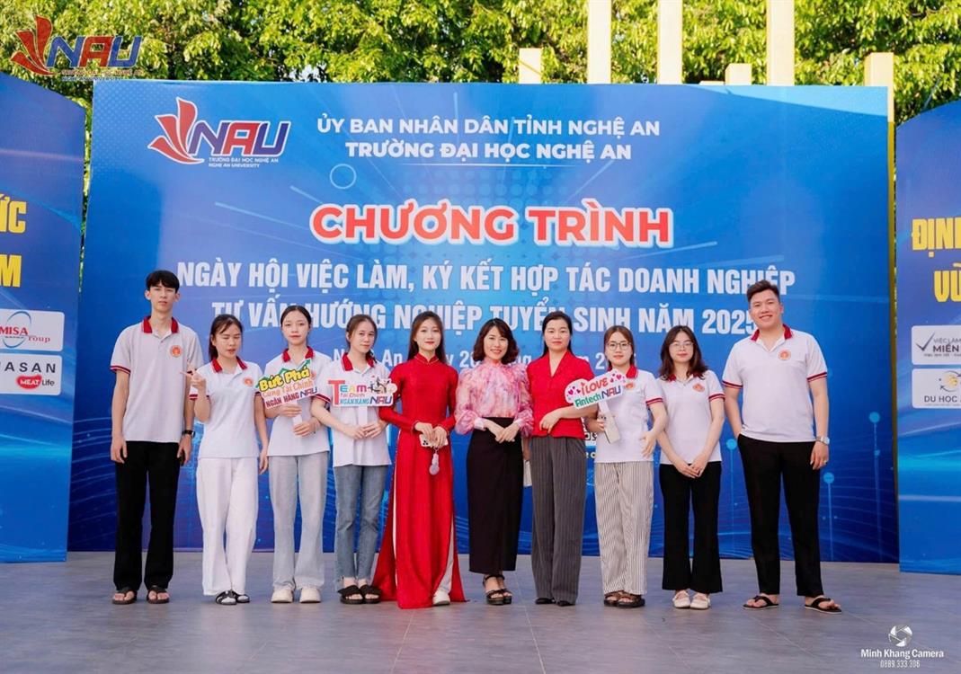 Khoa Tài chính – Ngân hàng, Trường Đại học Nghệ An tham gia Ngày hội tư vấn hướng nghiệp tuyển sinh 2025