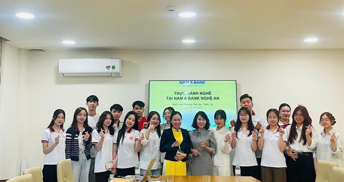 Ngành Tài chính – Ngân hàng: Không chỉ làm ngân hàng, mà là hiểu cách tiền vận hành trong thời đại số