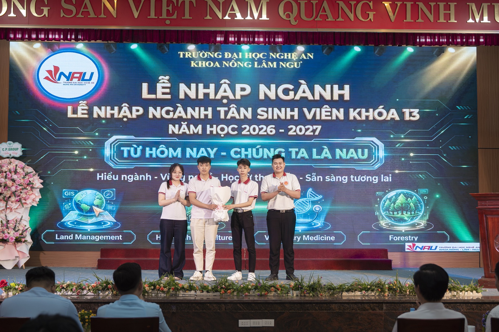 Khoa Nông Lâm Ngư tổ chức thành công Lễ nhập ngành tân sinh viên khóa 13 và triển khai văn hóa NAU