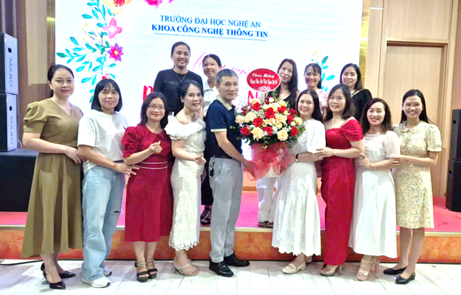 Tháng 10 rộn ràng sắc màu – Khoa CNTT NAU bùng nổ năng lượng!