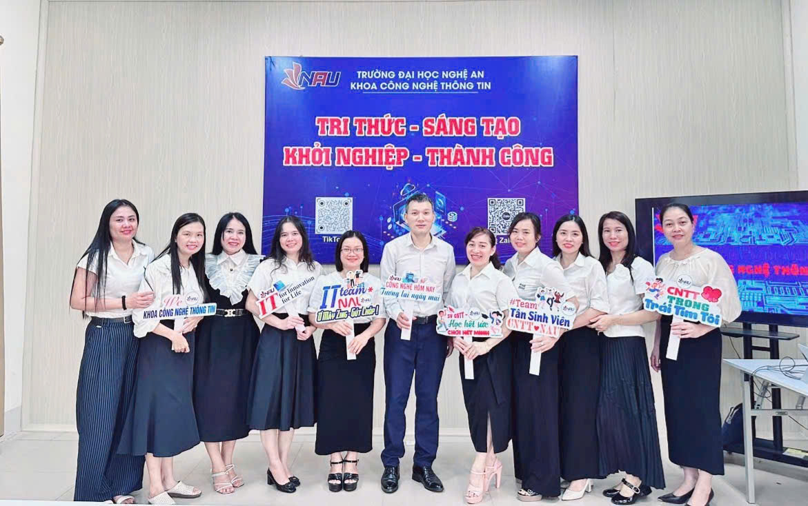 KHOA CNTT – NAU sẵn sàng chào đón TÂN SINH VIÊN K13.CNTT: Nhiệt tình – Chu đáo – Chuyên nghiệp – Thân thiện