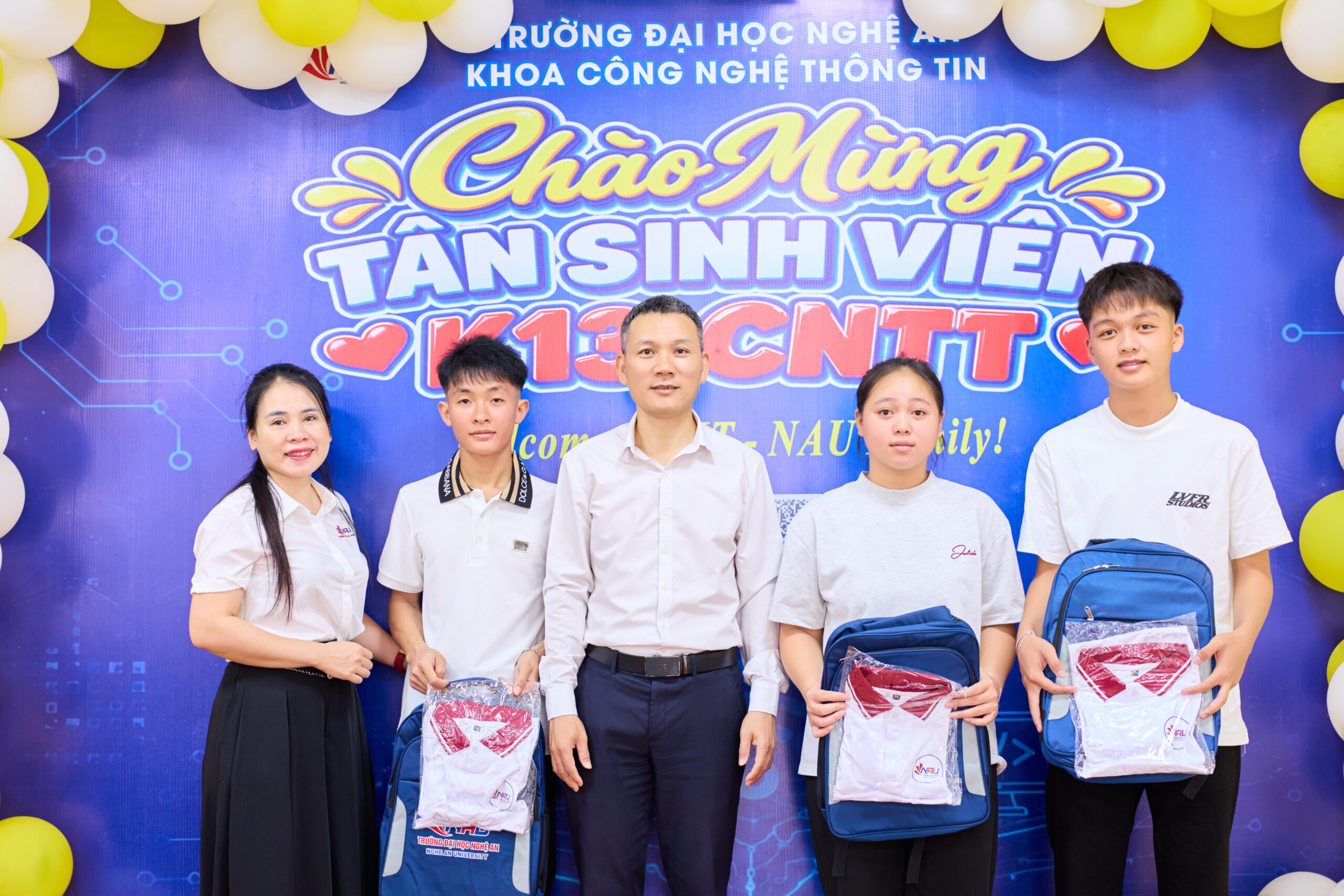 Sinh viên khoa CNTT Đại học Nghệ An