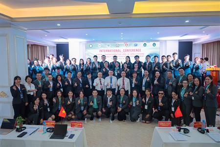 Hội thảo khoa học quốc tế với chủ đề “Chuyển đổi số và ứng dụng trí tuệ nhân tạo trong phát triển bền vững giáo dục đại học”